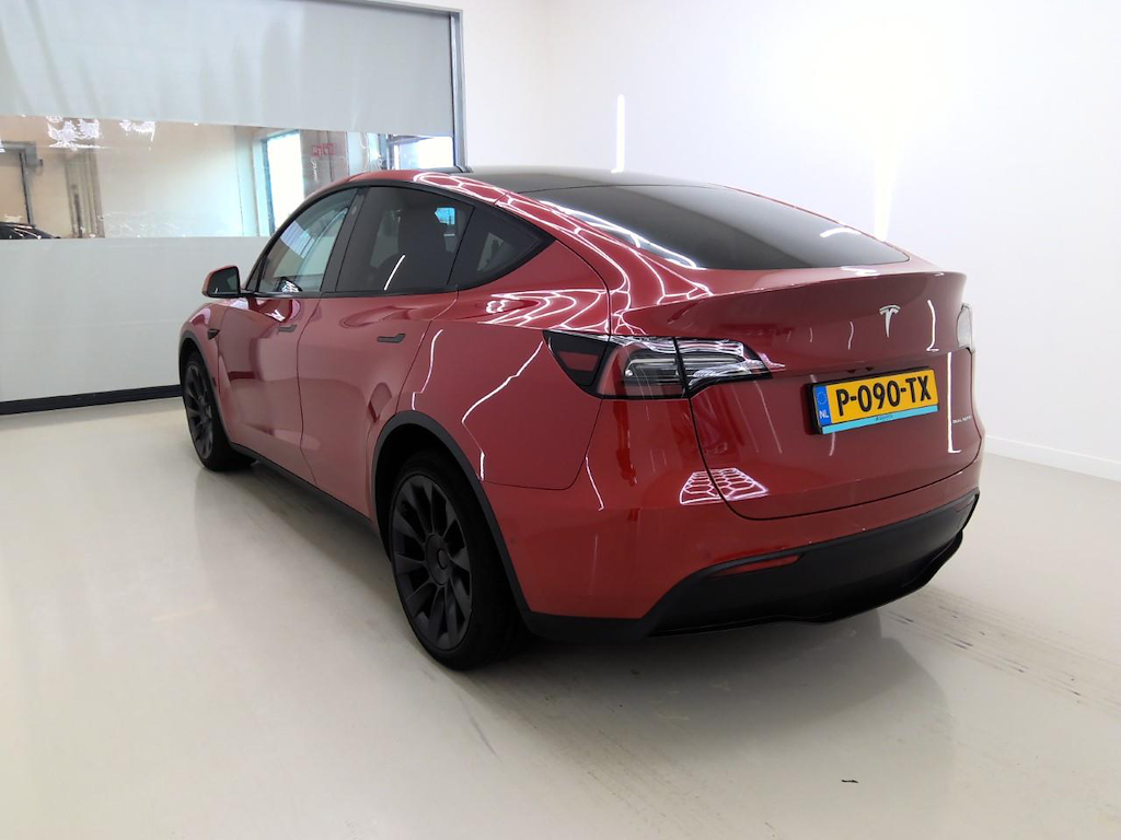 Foto 6 van Tesla Model Y