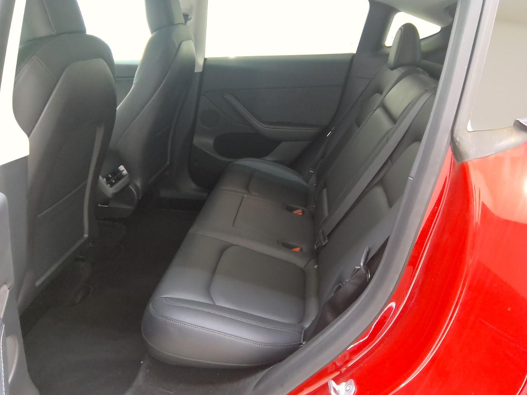 Foto 8 van Tesla Model Y