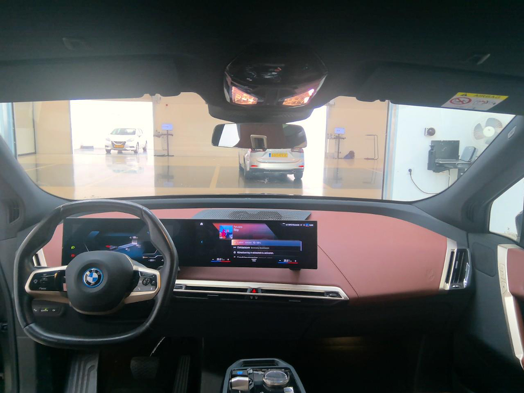 Foto 4 van BMW iX