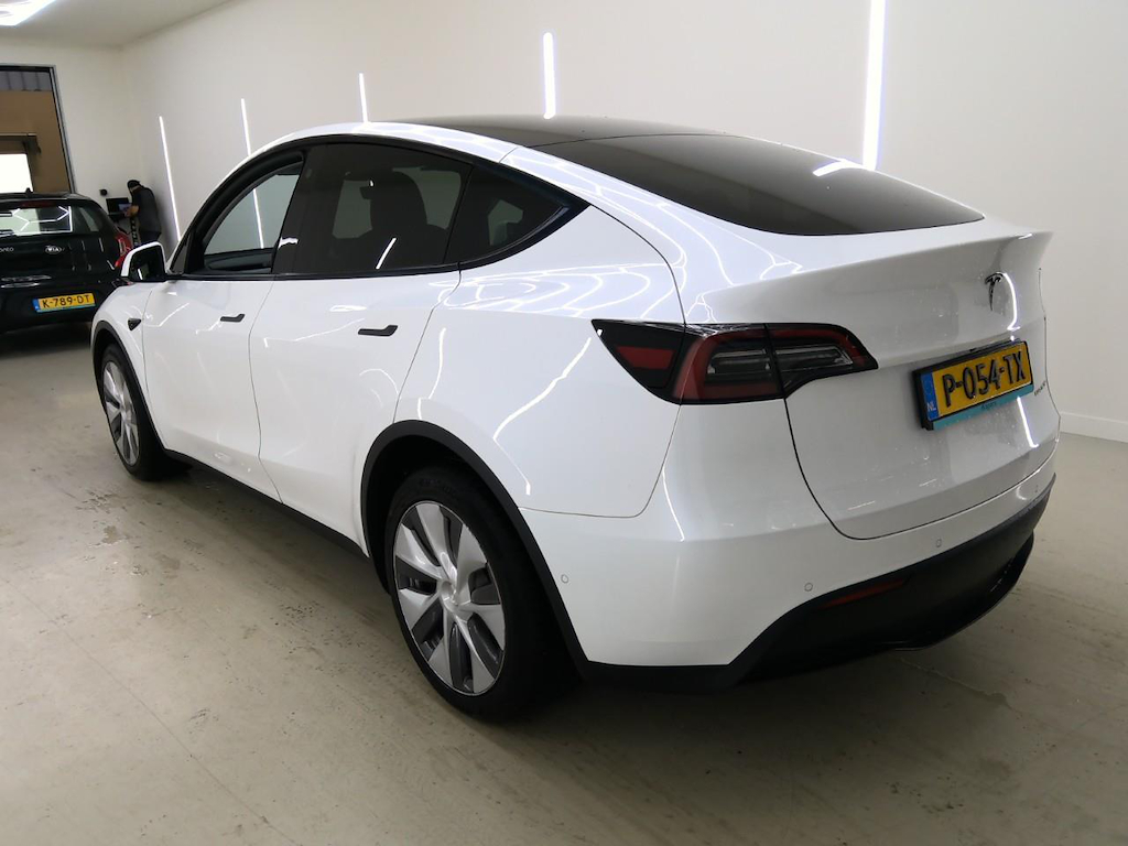Foto 7 van Tesla Model Y