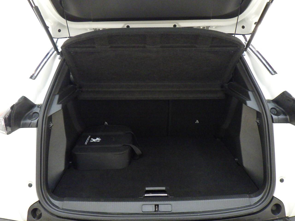 Foto 10 van Peugeot E-2008