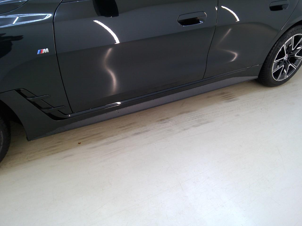 Foto 13 van BMW i4