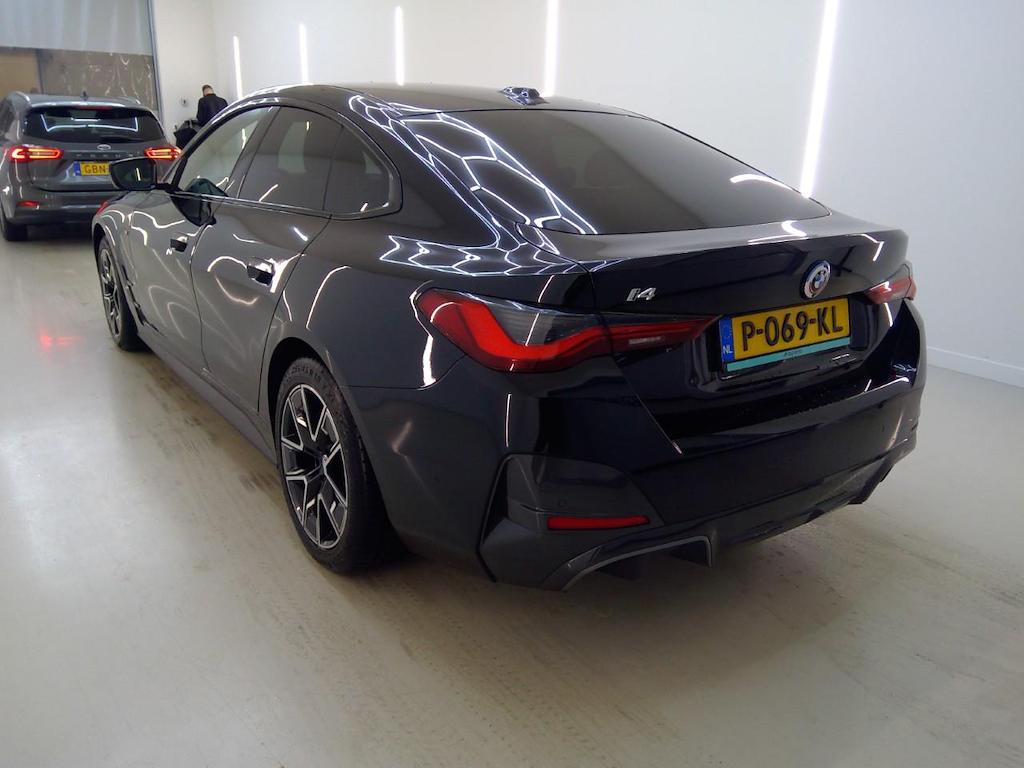 Foto 6 van BMW i4