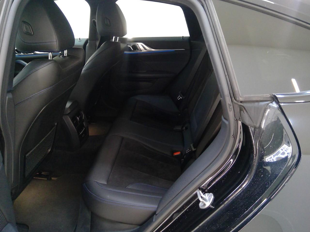 Foto 9 van BMW i4