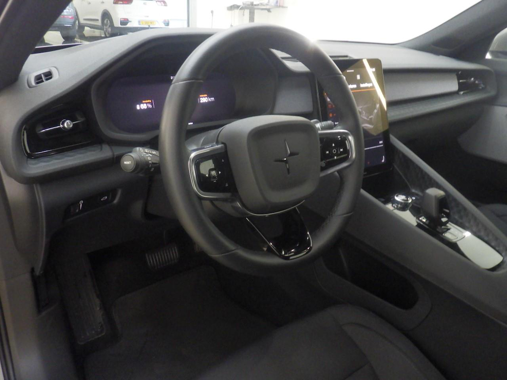 Foto 4 van Polestar 2