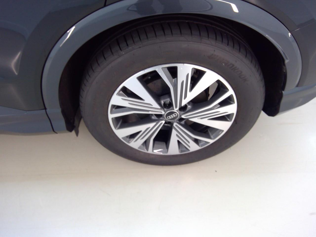 Foto 11 van Audi Q4 e-tron