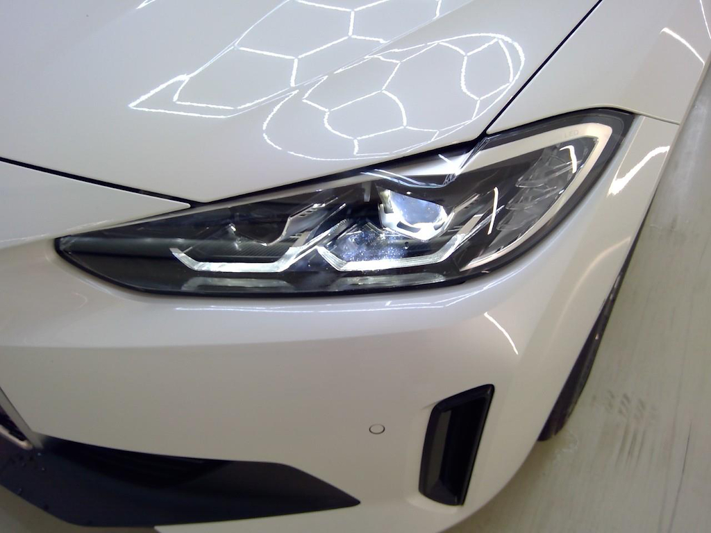 Foto 20 van BMW i4