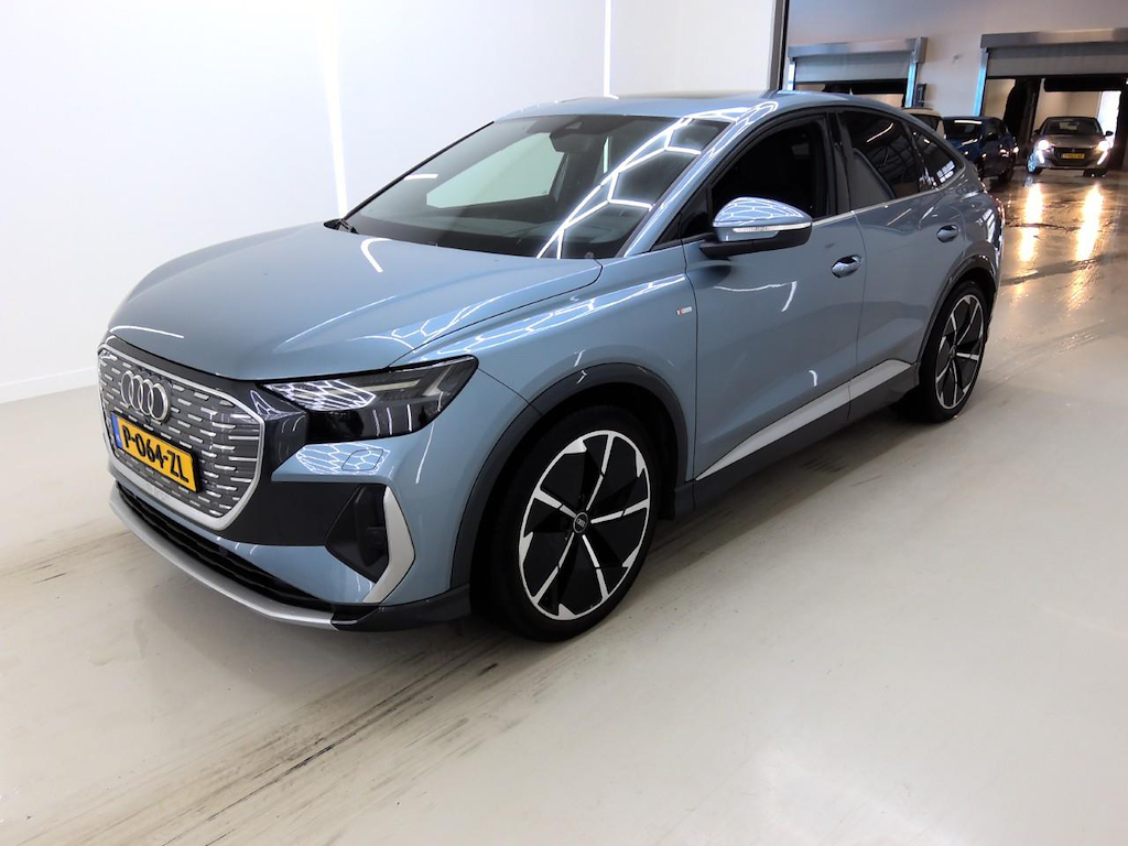 Foto 2 van Audi Q4 Sportback e-tron