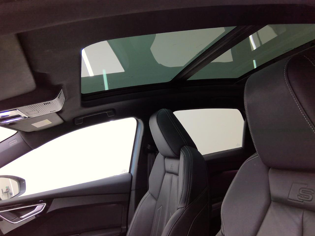 Foto 22 van Audi Q4 Sportback e-tron
