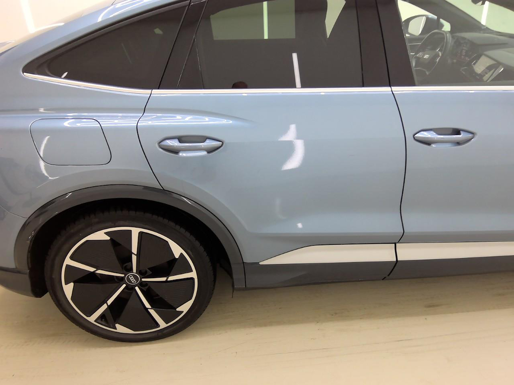 Foto 33 van Audi Q4 Sportback e-tron
