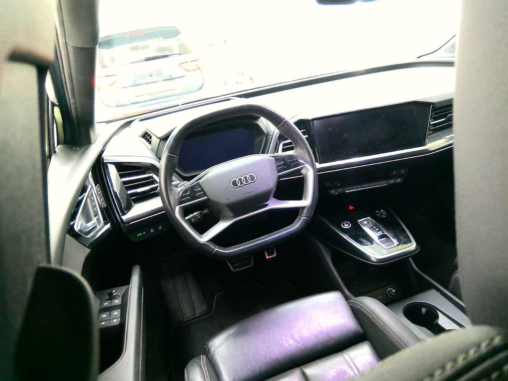 Foto 6 van Audi Q4 Sportback e-tron