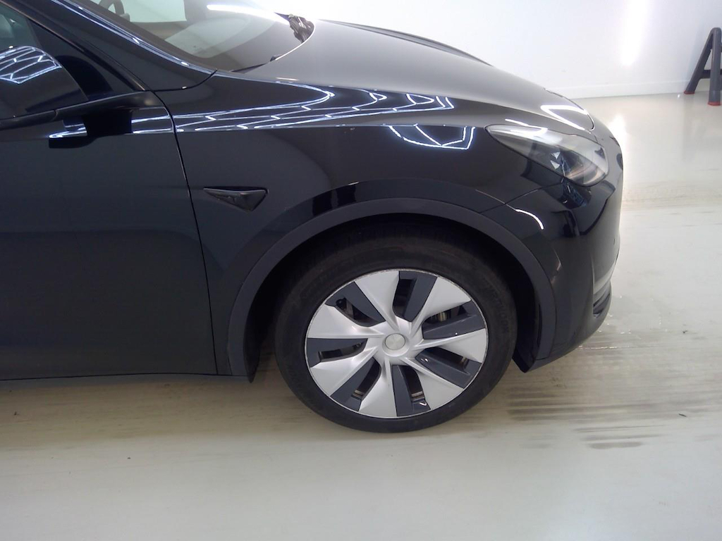 Foto 34 van Tesla Model Y