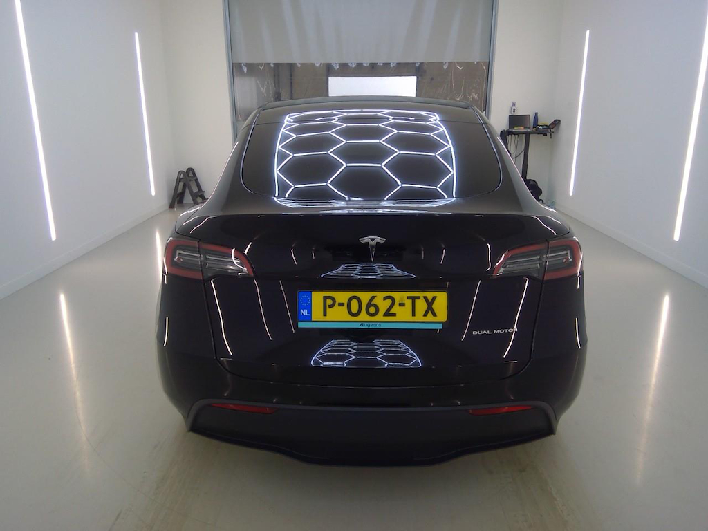 Foto 39 van Tesla Model Y