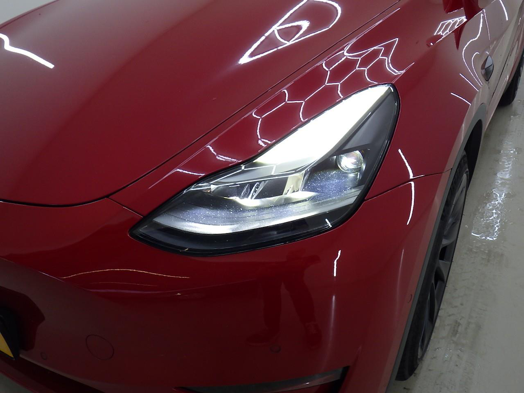 Foto 28 van Tesla Model Y