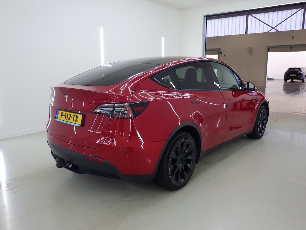 Foto 4 van Tesla Model Y