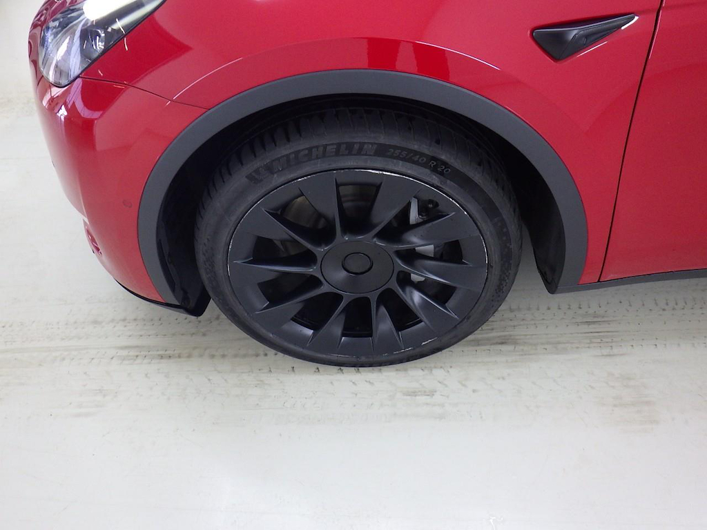 Foto 30 van Tesla Model Y