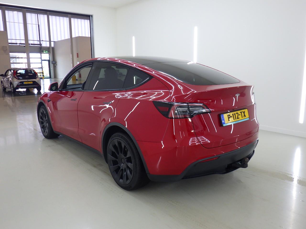Foto 5 van Tesla Model Y