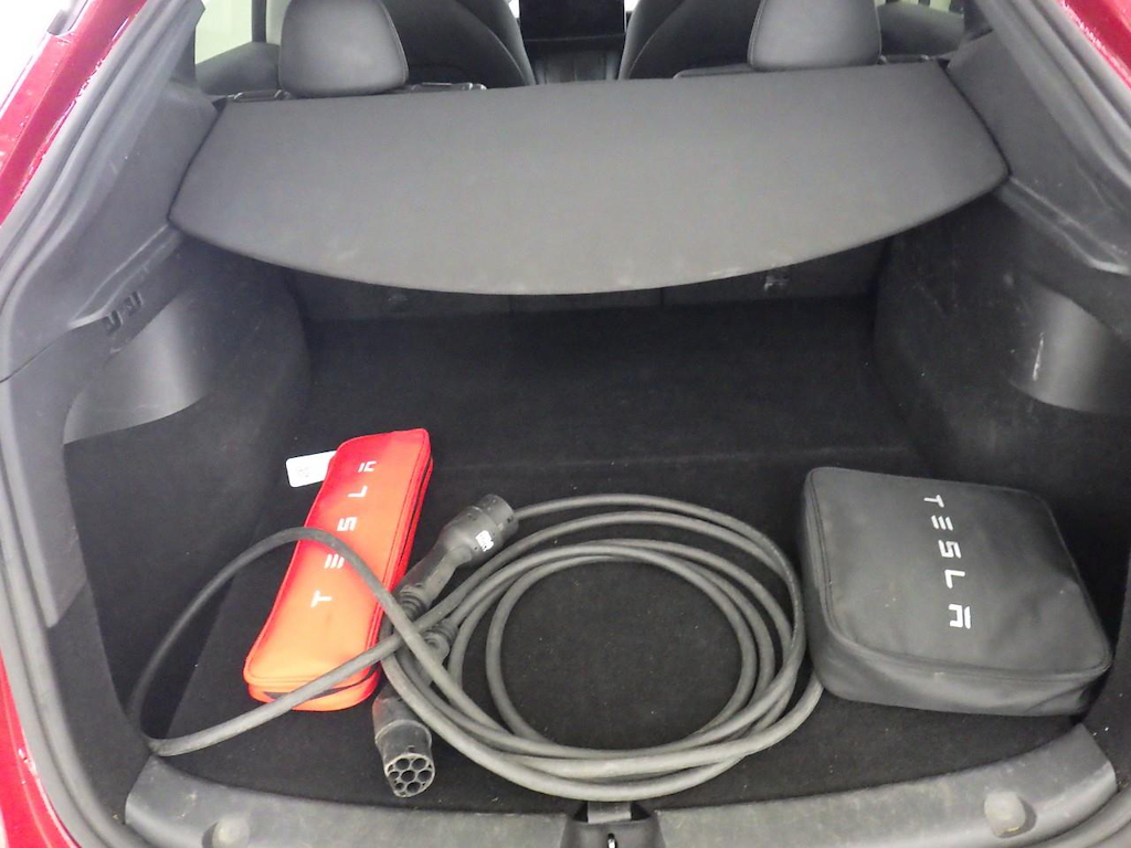 Foto 10 van Tesla Model Y