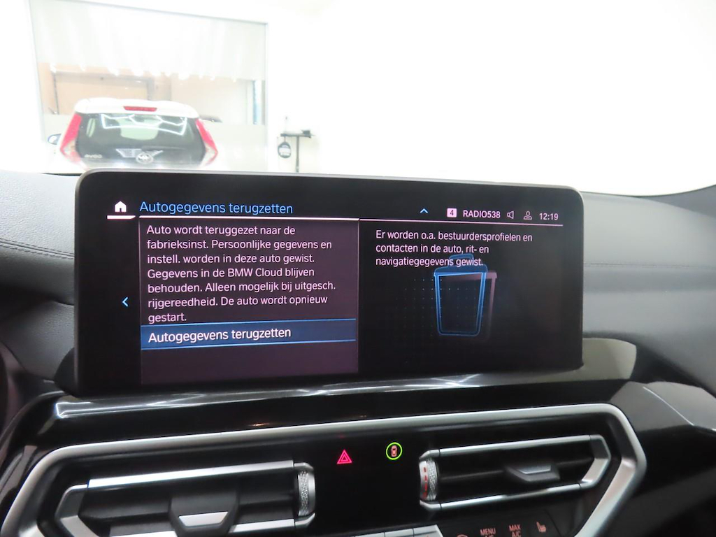 Foto 23 van BMW ix3