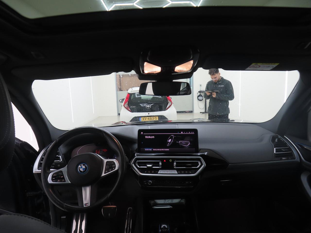 Foto 3 van BMW ix3