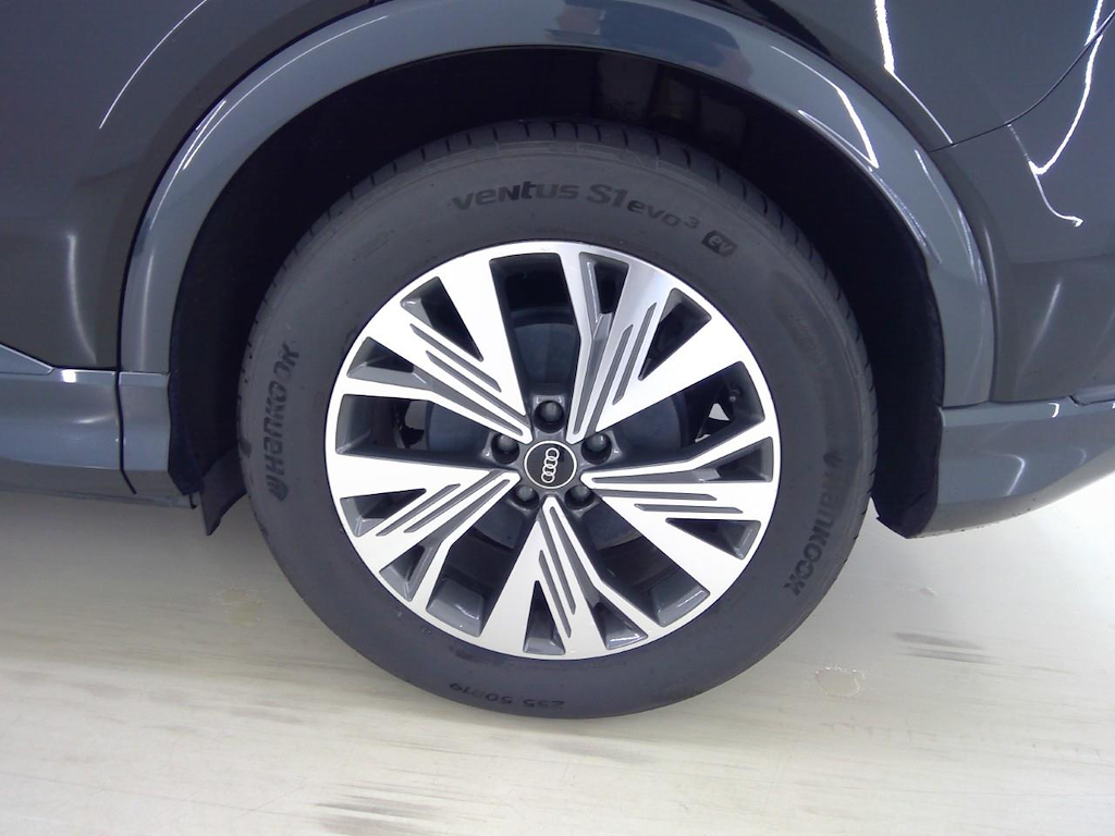 Foto 12 van Audi Q4 e-tron