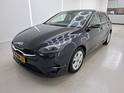 Compra KIA Ceed en Ayvens Carmarket