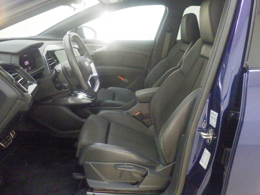 Foto 7 van Audi Q4 e-tron