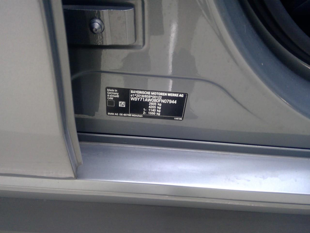 Foto 14 van BMW i4
