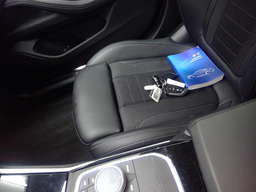 Foto 24 van BMW i4