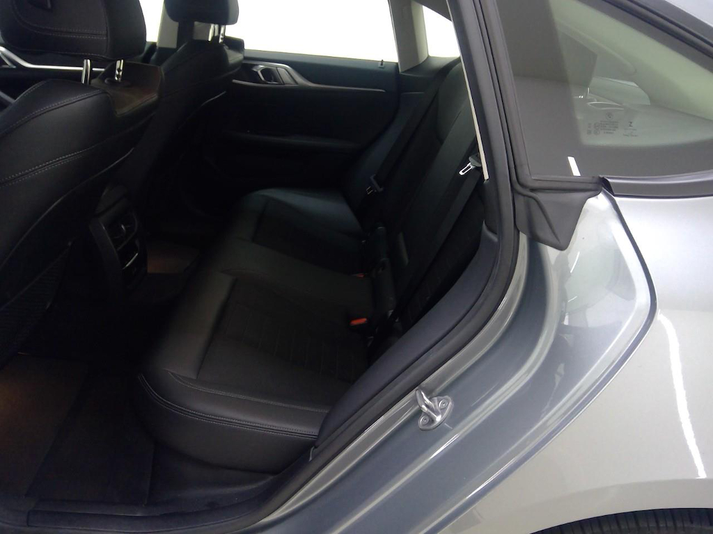 Foto 9 van BMW i4