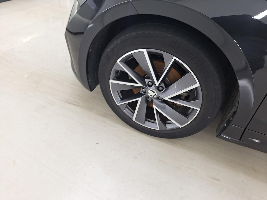 Foto 24 van Skoda Enyaq