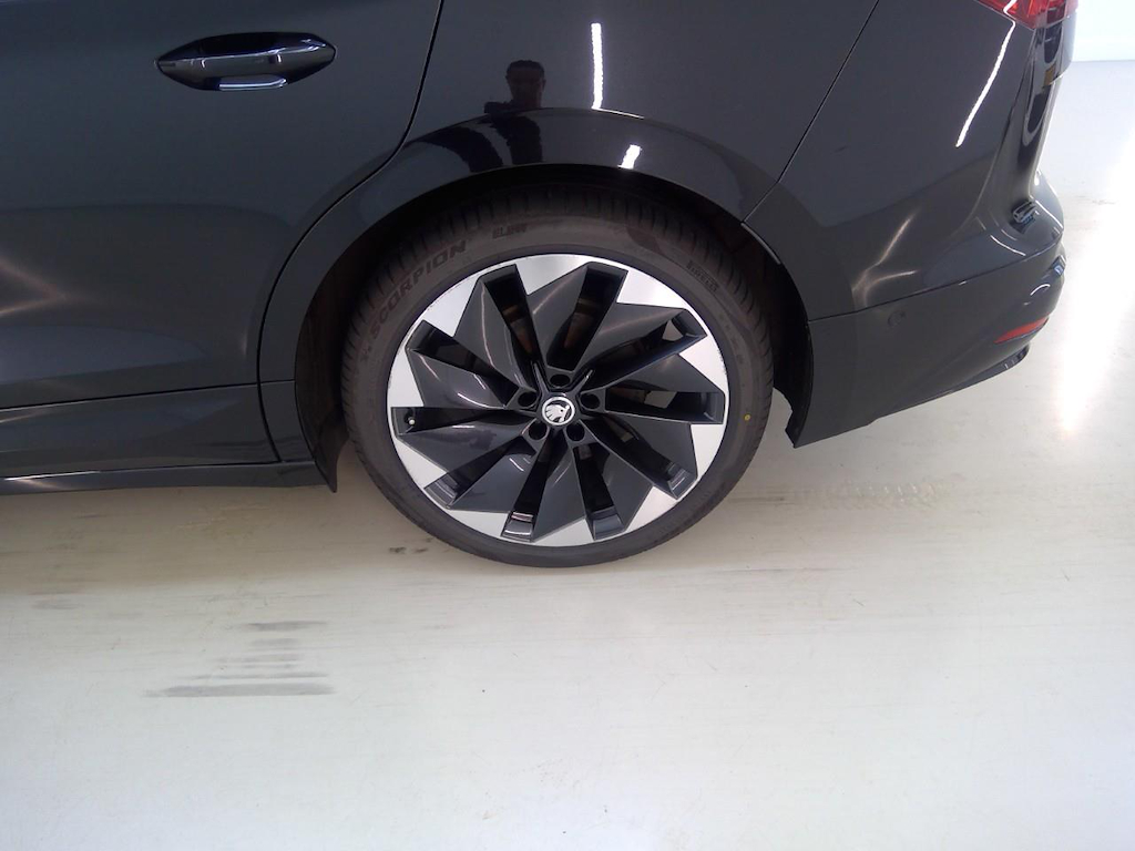 Foto 29 van Skoda Enyaq