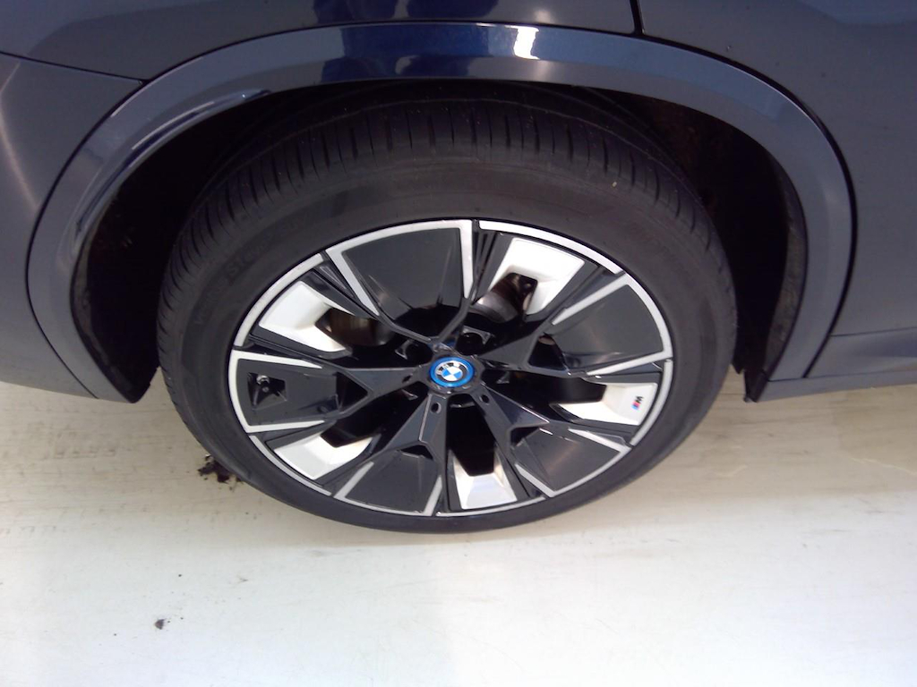 Foto 12 van BMW ix3