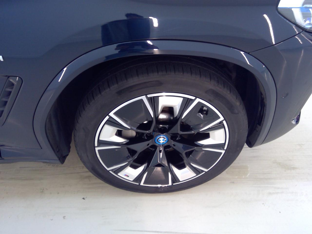 Foto 30 van BMW ix3