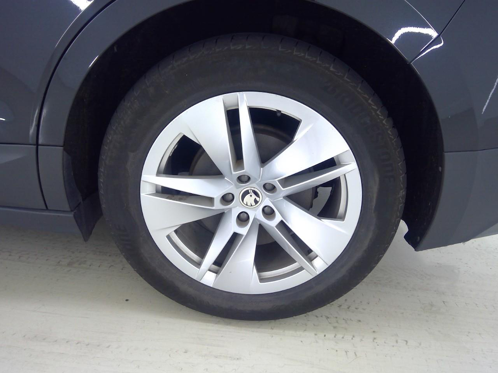 Foto 14 van Skoda Enyaq