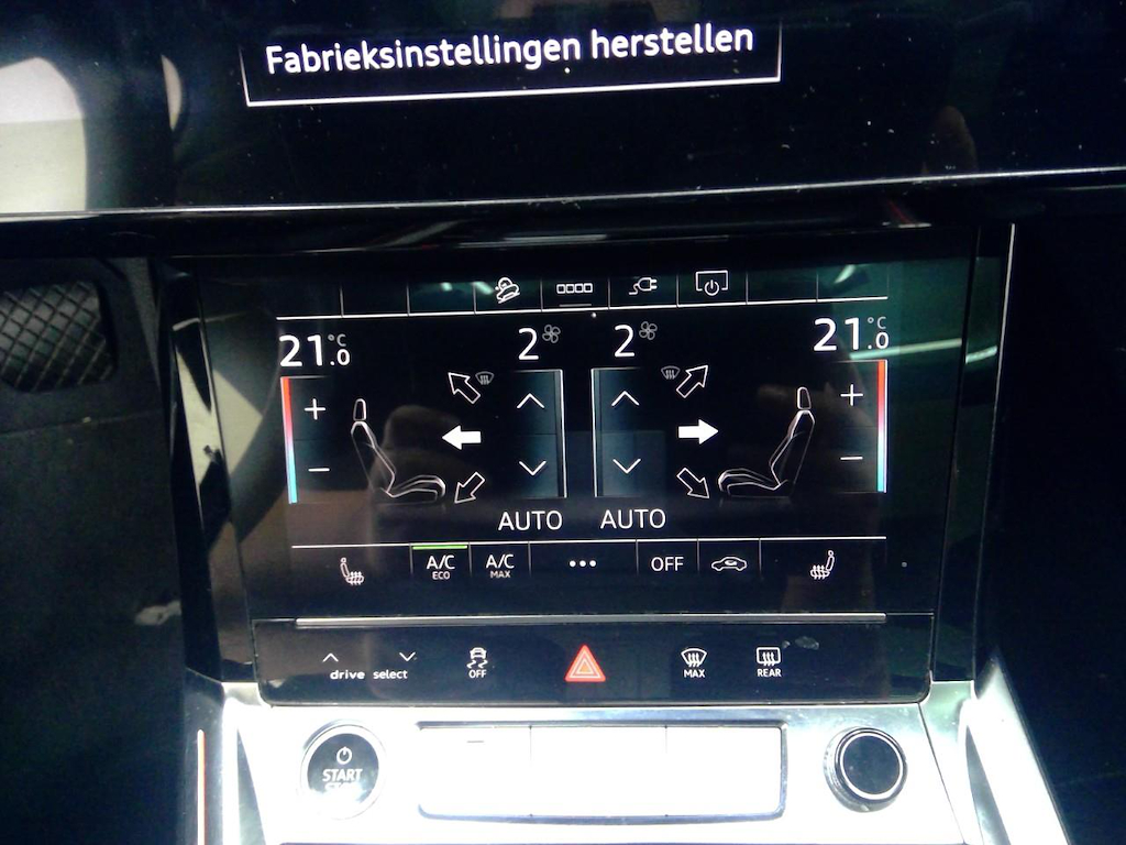 Foto 17 van Audi e-tron sportback