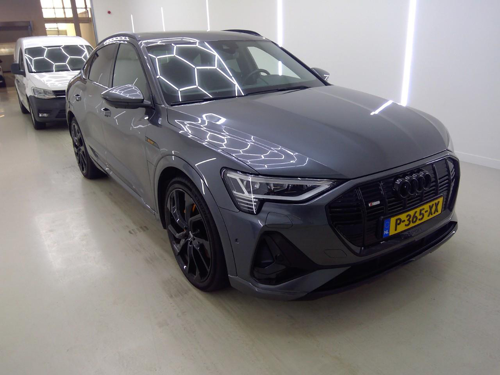 Foto 2 van Audi e-tron sportback