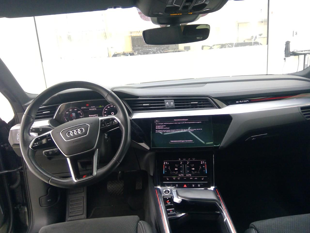 Foto 3 van Audi e-tron sportback