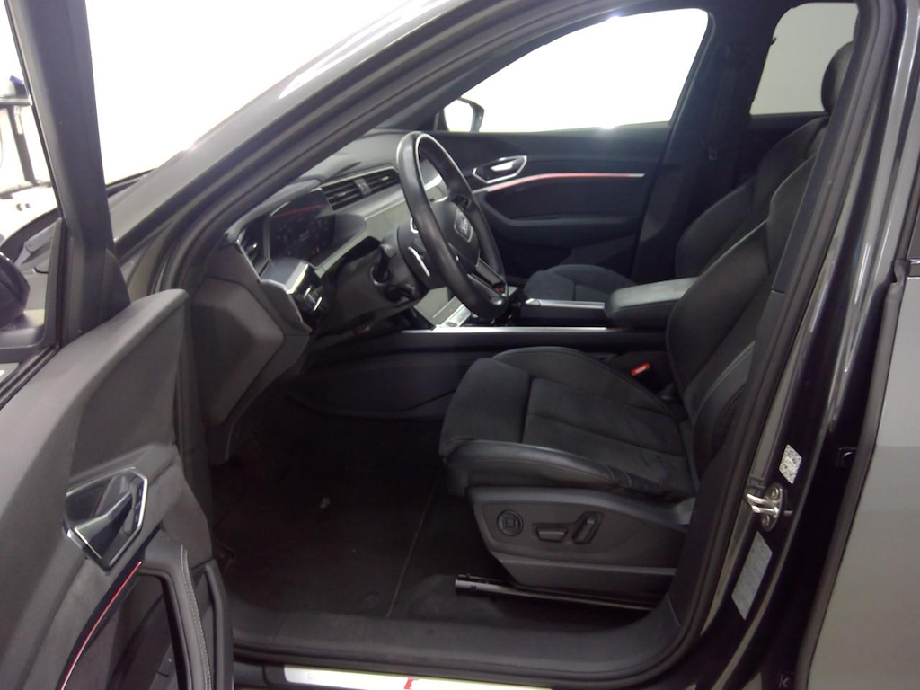 Foto 7 van Audi e-tron sportback
