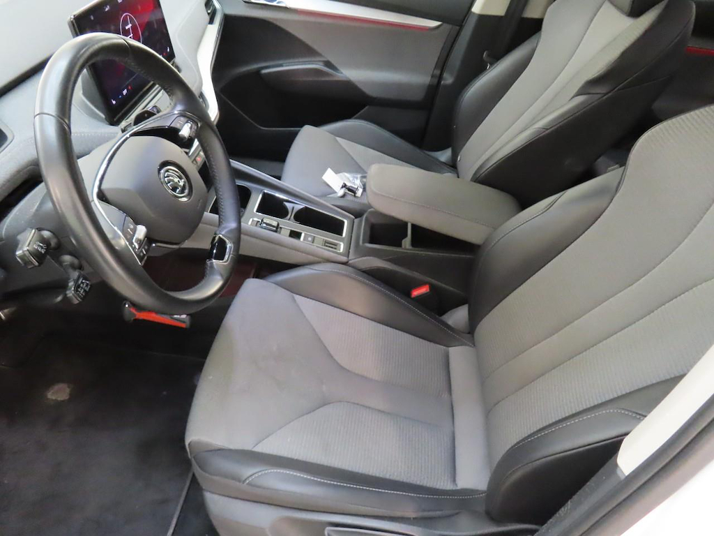 Foto 24 van Skoda Enyaq