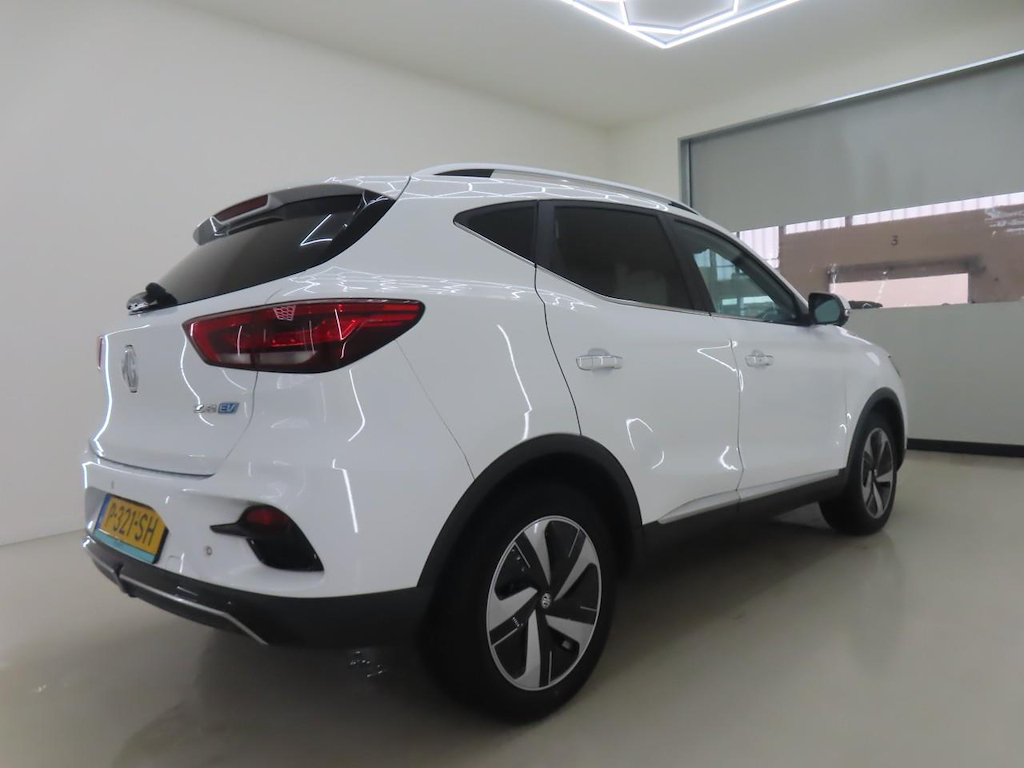 Foto 4 van MG ZS