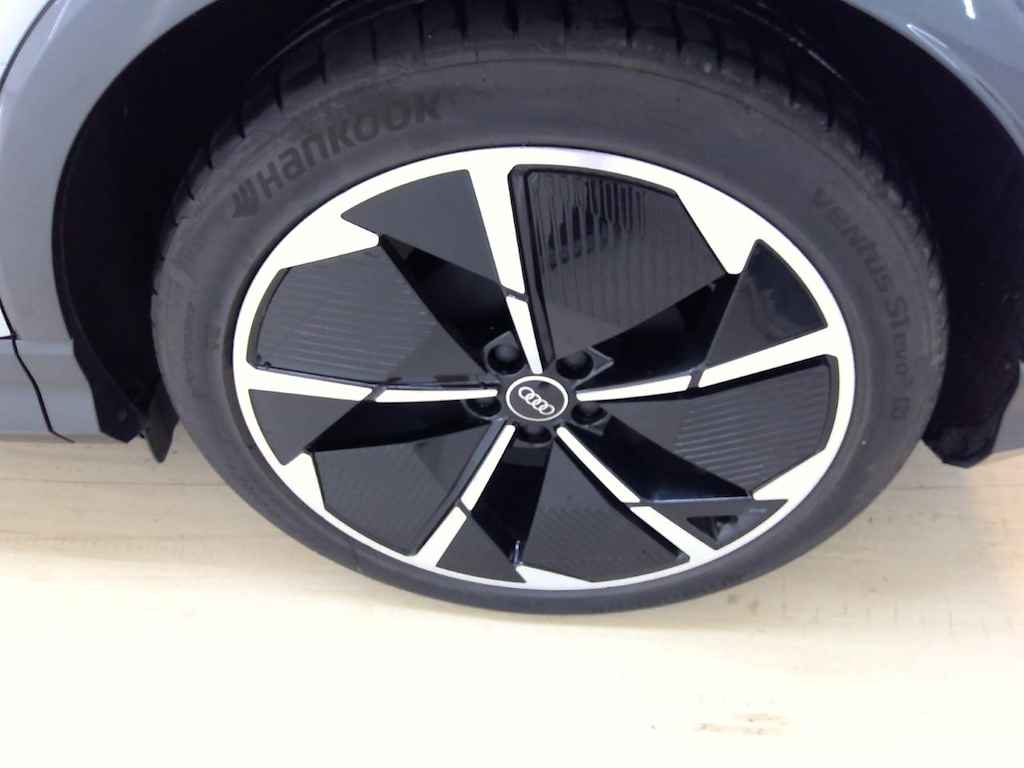 Foto 14 van Audi Q4 e-tron