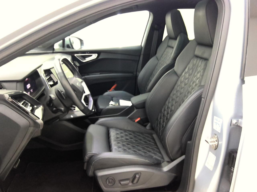 Foto 8 van Audi Q4 e-tron