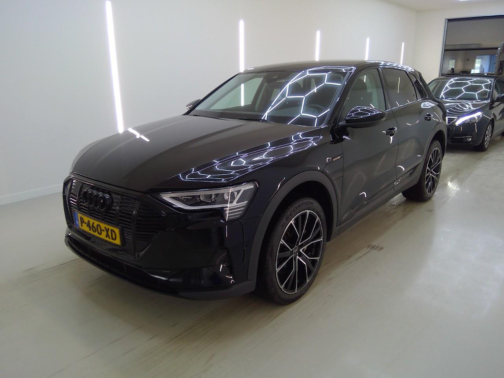 Foto 2 van Audi e-tron