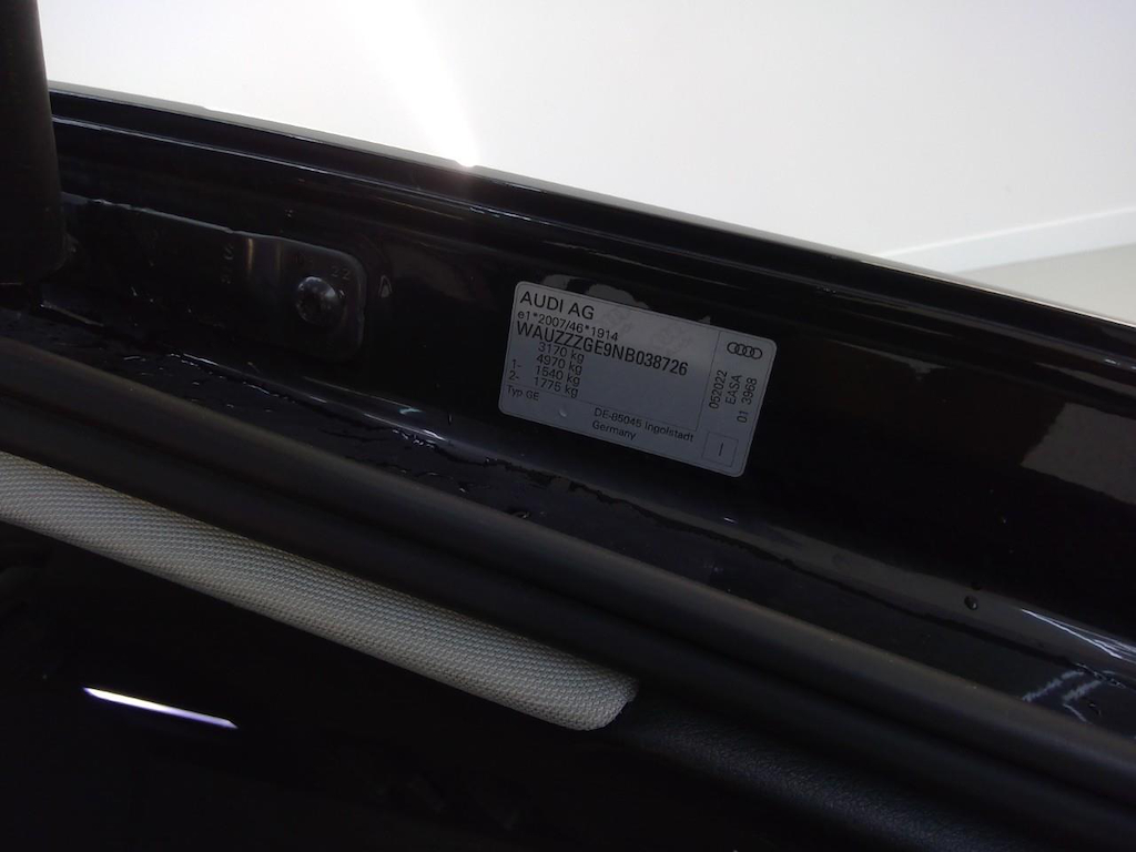 Foto 17 van Audi e-tron