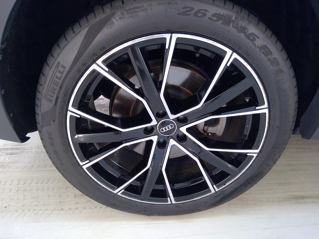 Foto 35 van Audi e-tron