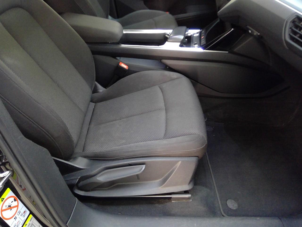 Foto 36 van Audi e-tron