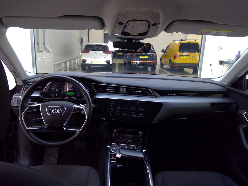 Foto 6 van Audi e-tron