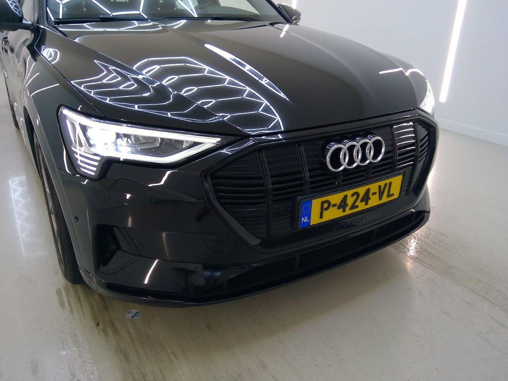 Foto 23 van Audi e-tron