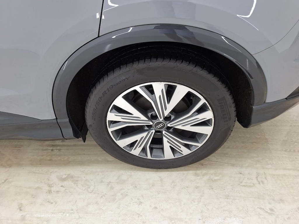 Foto 11 van Audi Q4 e-tron